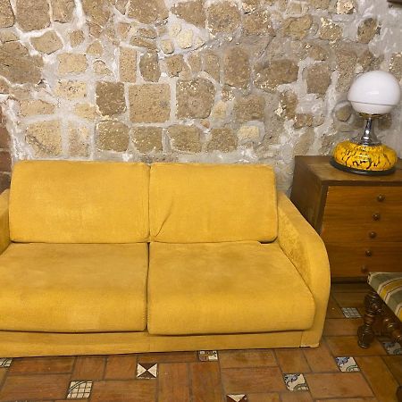 A' Pupata Appartement Napels Buitenkant foto