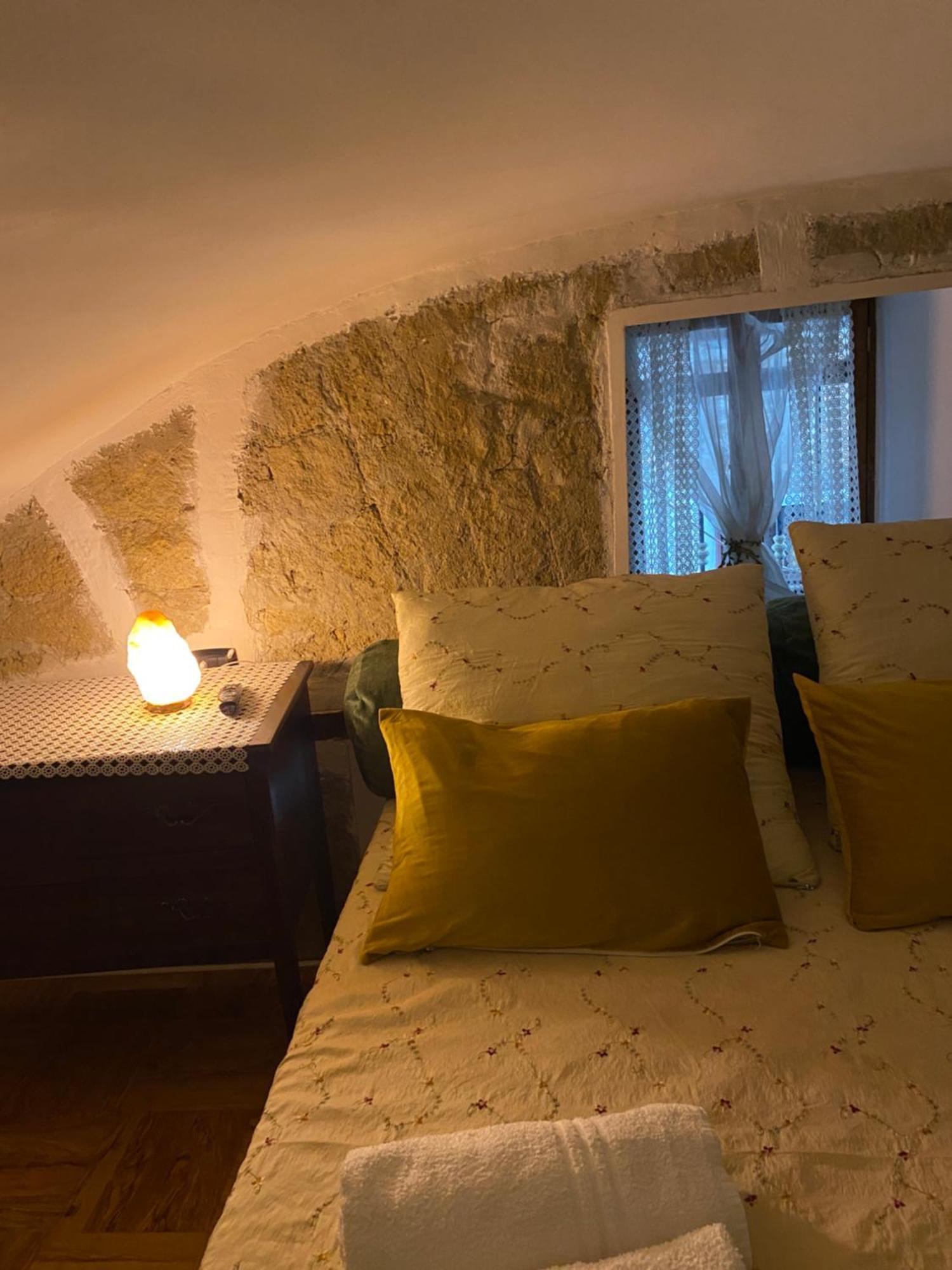 A' Pupata Appartement Napels Buitenkant foto
